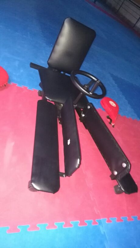 maquina extensora de piernas