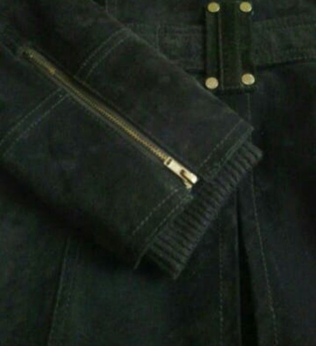 Precioso abrigo de cuero, de Stradivarius