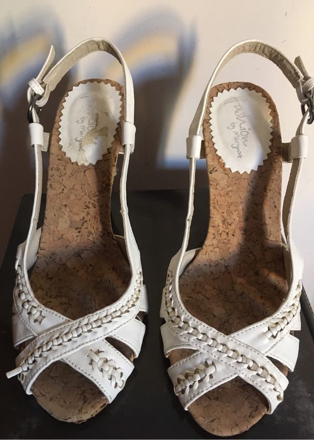 Sandalia tacón blanco 38