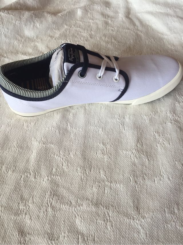 Zapatilla sport( tenis), 