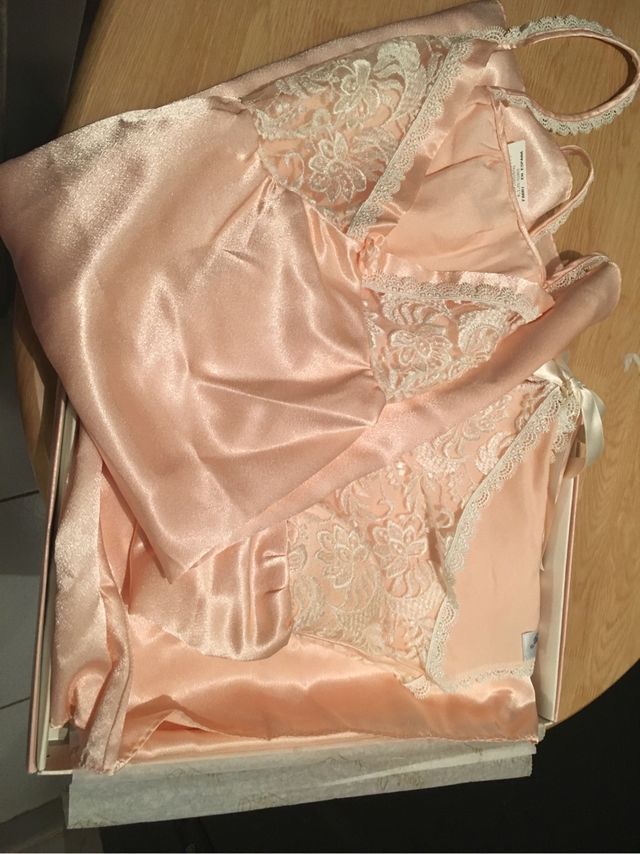 Camisón con bata a juego