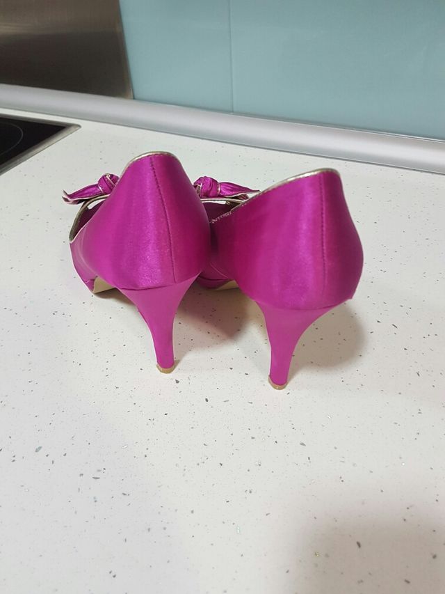 Zapatos de fiesta fucsia