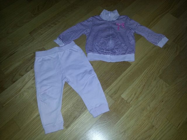 Chándal de ZARA talla 6-9 meses.