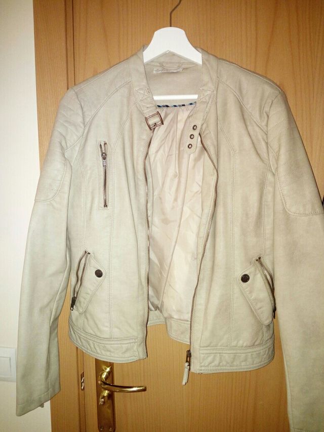 Cazadora biker efecto piel. Chica.