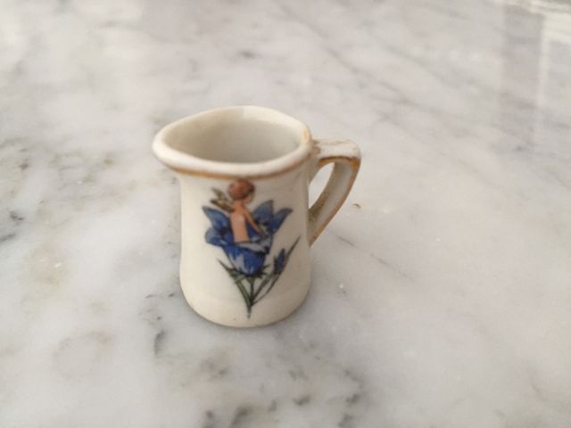 Mini conjunto de porcelana (antiguo)