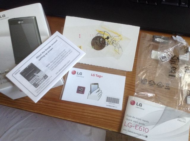 Caja Del LG -E610 Impecable
