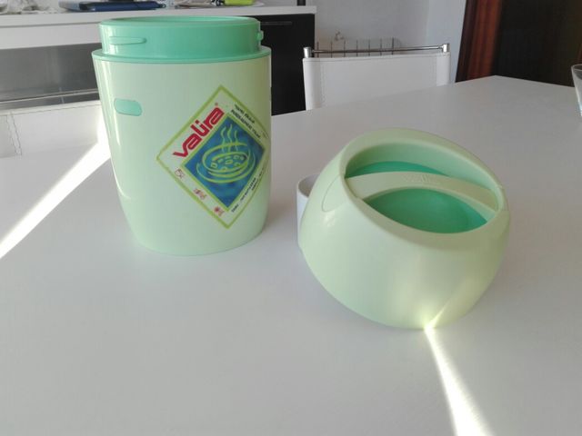 Termo solidos dos comidas. Valira.