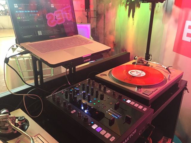 Alquiler equipo de música BODAS