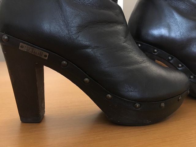 Botas piel color negro