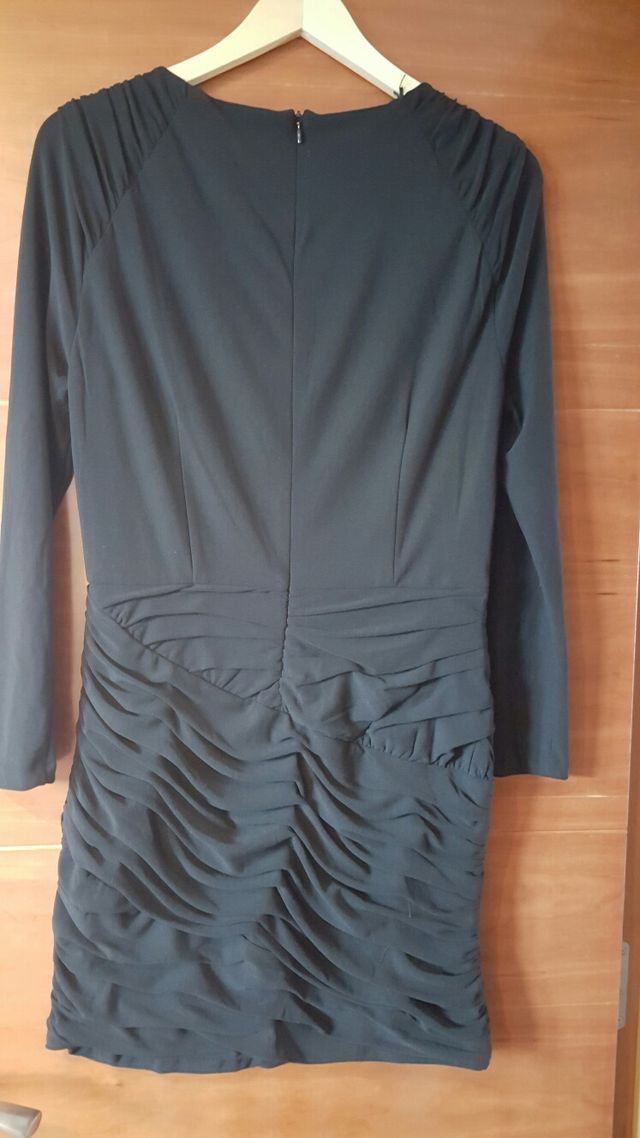 Vestido negro zara