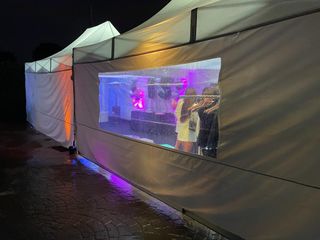 Alquiler de carpas plegables blancas