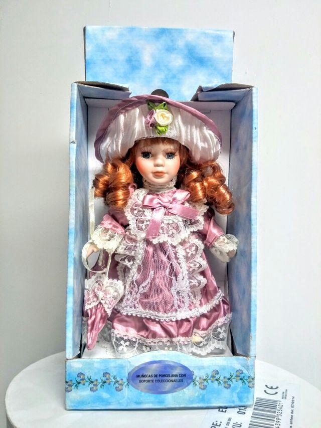 Muñeca porcelana nueva