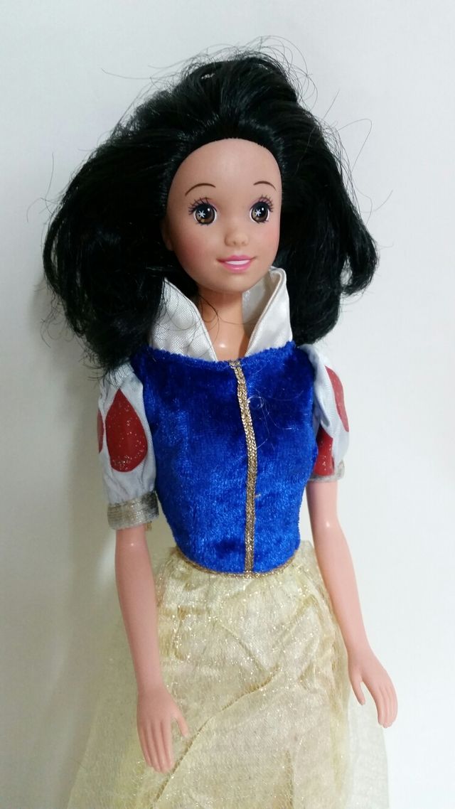 Muñeca Blancanieves Mattel 90s