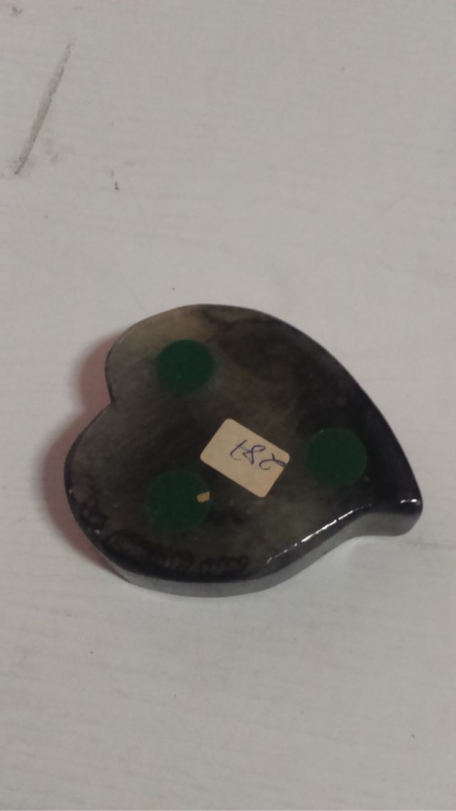 Cinzeiro de alabastro verde