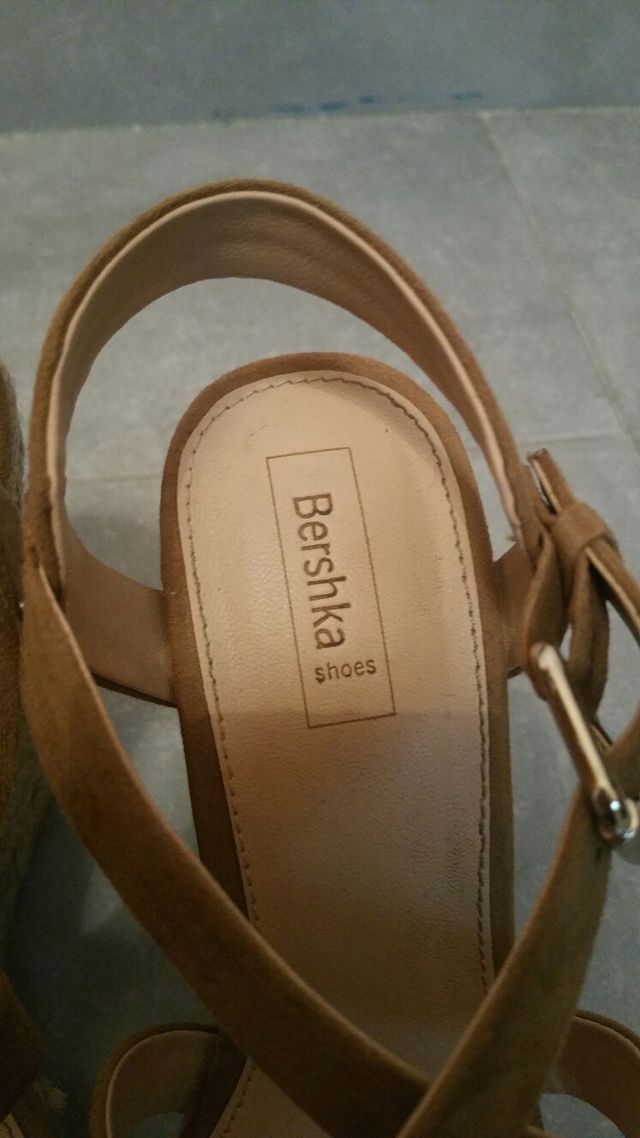 Sandalias 37 bershka