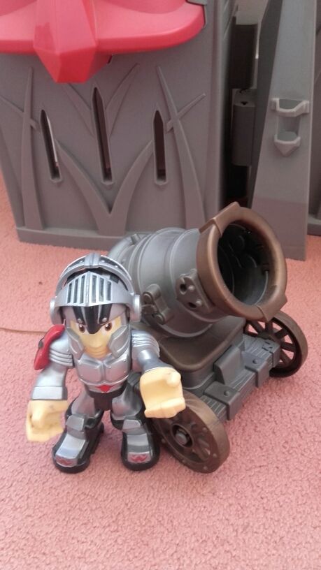 Castillo con accesorios super grande 40 cm alto