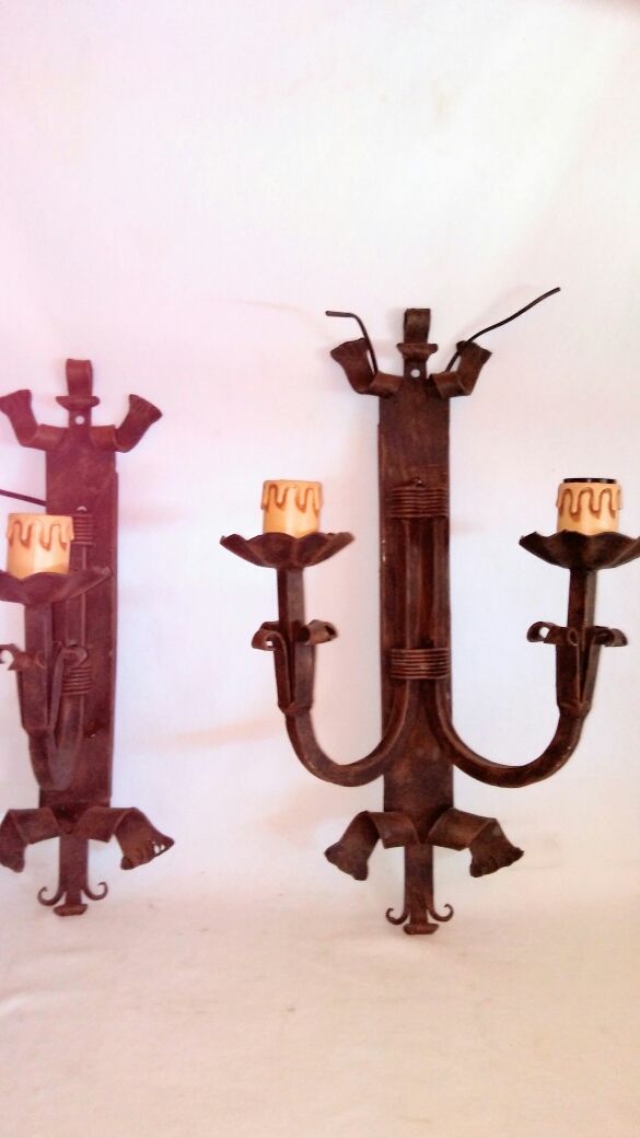 Pareja d apliques d pared. Rústicos. Retro