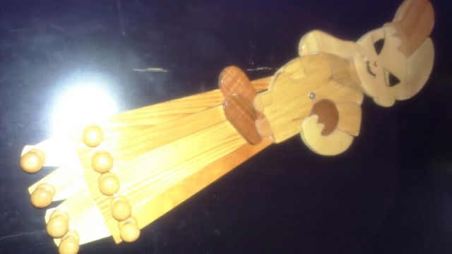 Perchero, perchas de madera