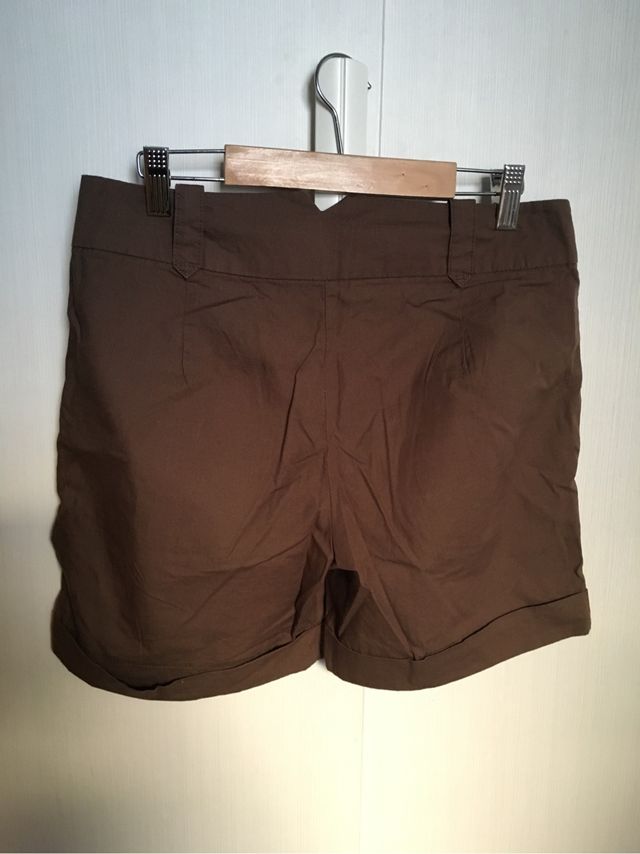 Shorts marrones Zara