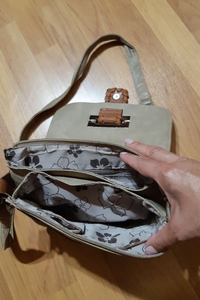 Bolsos niña y Señora