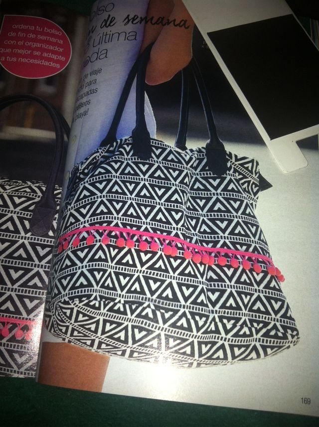 Bolso Amplio. Nuevo A Estrenar