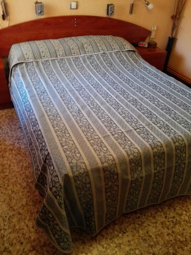 Colcha y cubre canape Reig Marti 1,35