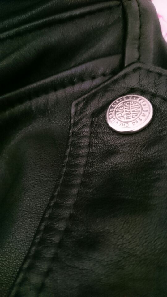 Cazadora de cuero de Chevignon