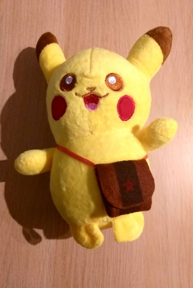 Peluche Pikachu nuevo