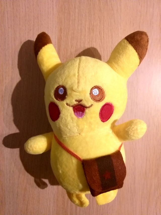 Peluche Pikachu nuevo