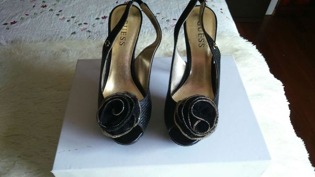 Zapatos guess