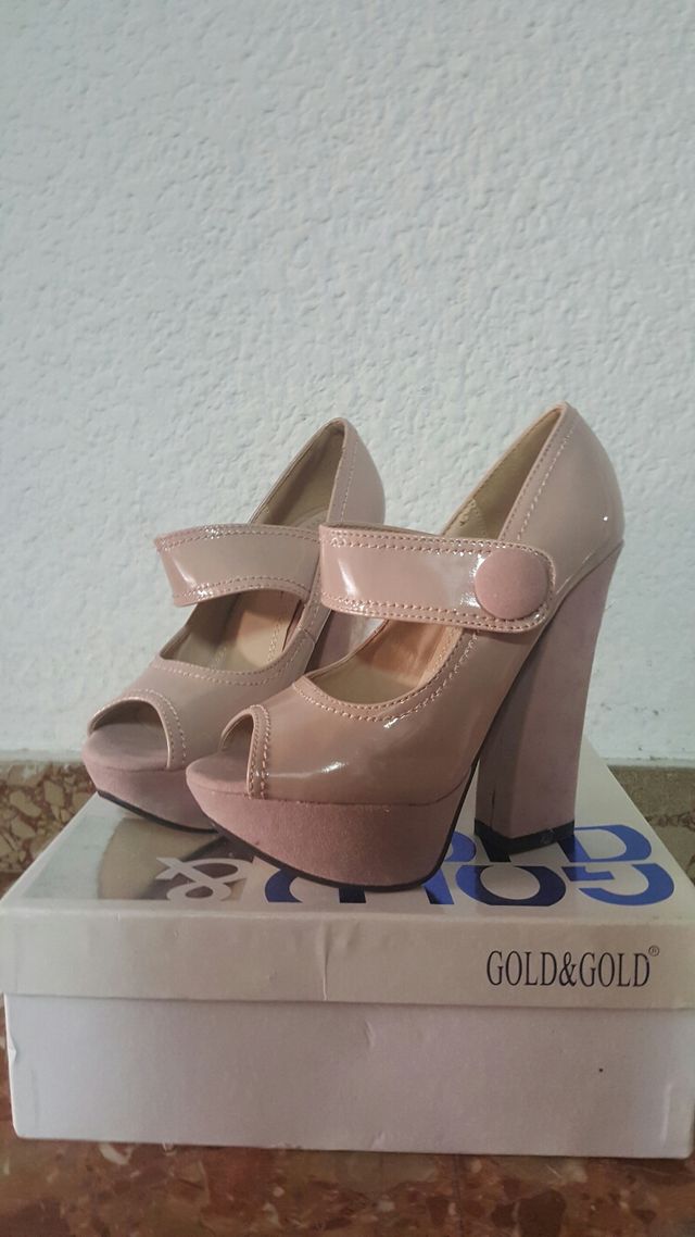 Zapatos tacón nuevos talla 35