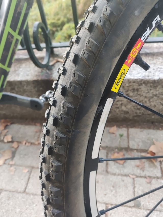 Berria bravo pro sl 29 M 54 10kg sid mavic slr