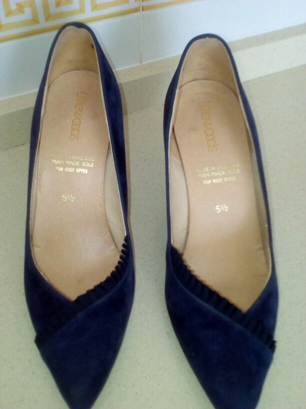 Zapatos tacón azul terciopelo. N. 38.