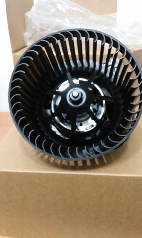 VENTILADOR INTERIOR DE FORD MONDEO MARCA "HALLÓ