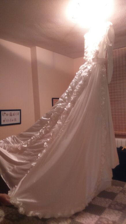 Vestido de novia año 1985.