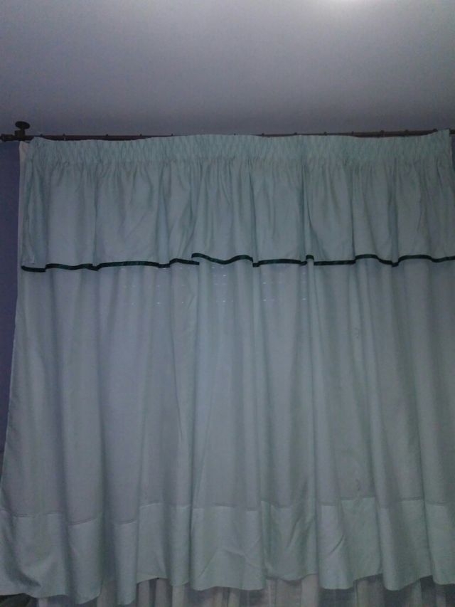 2 Cortinas para habitación juvenil