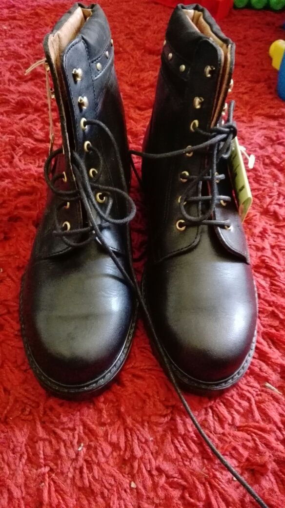 botas piel talla 36 37 paola