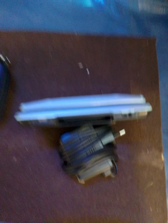 Nintendo DS + Custodia + Caricatore