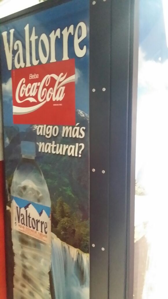 Máquina vending bebidas 8 canales