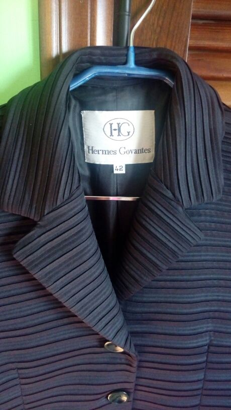 Chaqueta negra Hermes Govantes