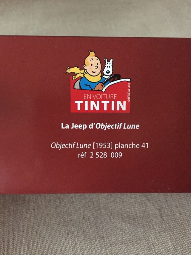 Jeep CJ2 willys Tintín objetivo la Luna