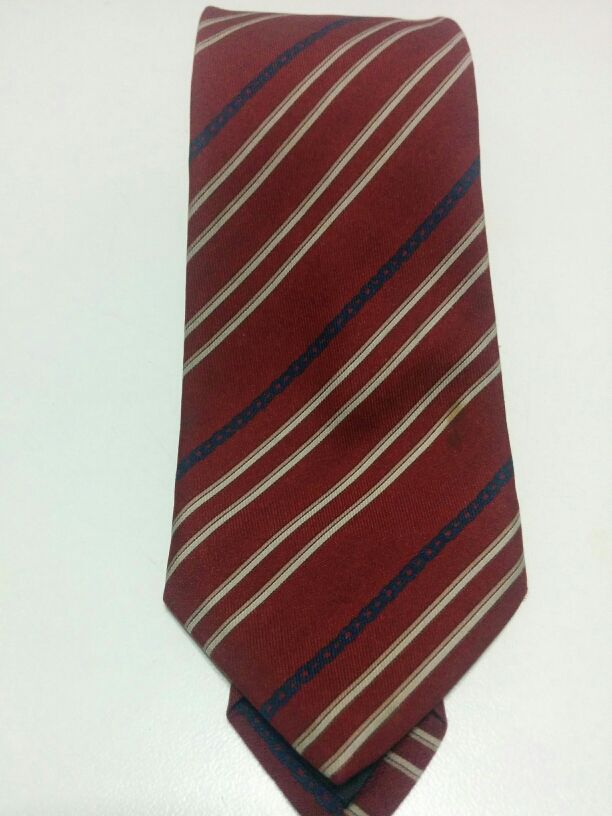 Corbata granate rayas