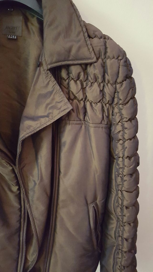 Cazadora de Jocavi marrón.