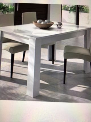 Mesa comedor de segunda mano en la provincia de Zamora en WALLAPOP