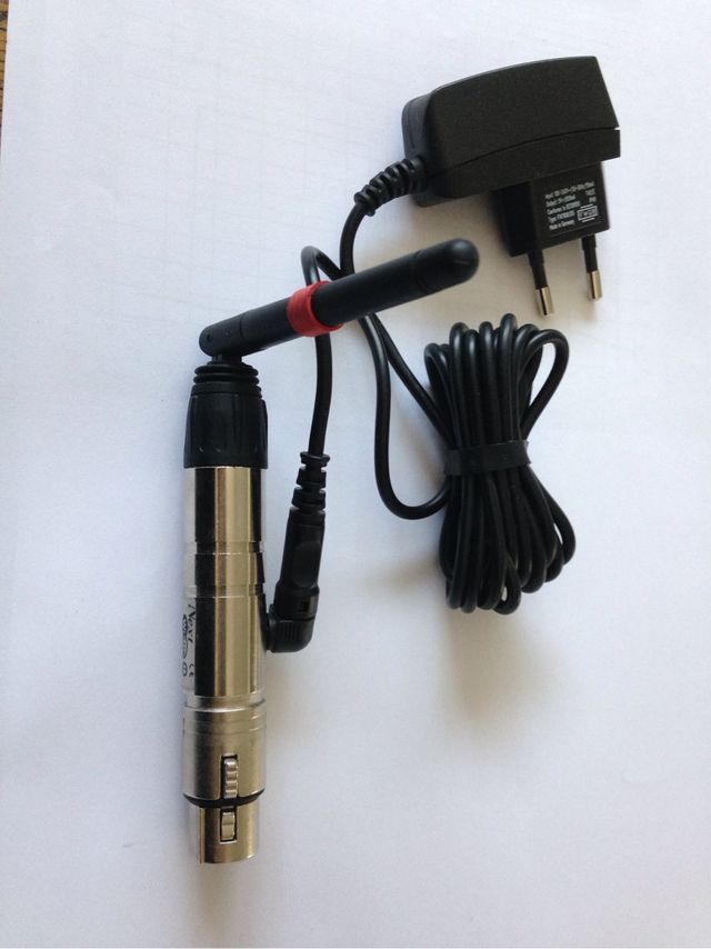 Adaptador wireless para micrófono de mano