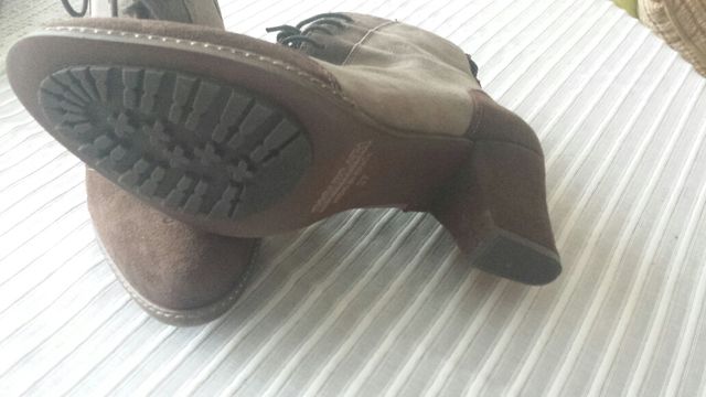 ESCARLATA botines de ante