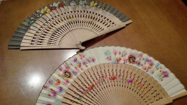 Abanicos pintados a mano