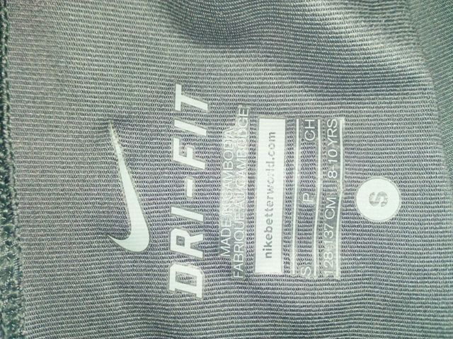 Top Nike T: S