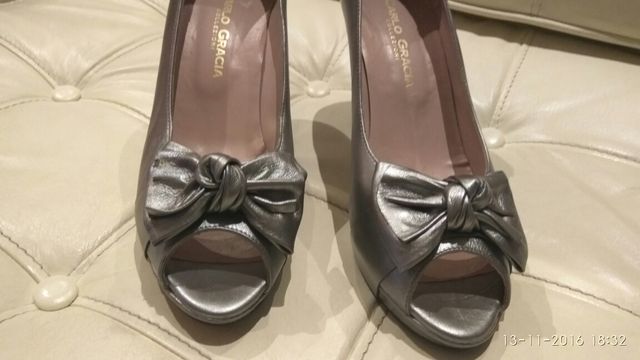 Zapatos elegantes talla 41