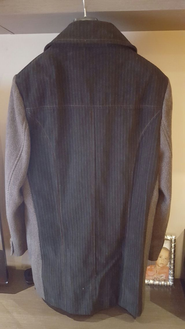 Abrigo Desigual talla 56.Elegante y casual